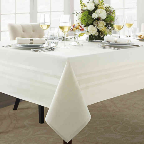 WAMSUTTA Classic 70 Inch X 104 Inch Oblong Tablecloth In Vanilla