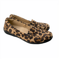 SOUL Naturalizer Women's Flats Loafer in Cheetah, 7